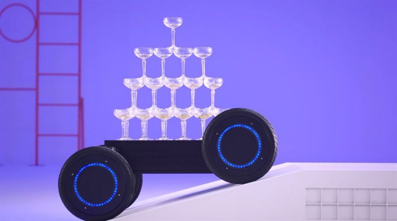 Hyundai Motor Group esittelee uuden monikäyttöisen MobED -robotin